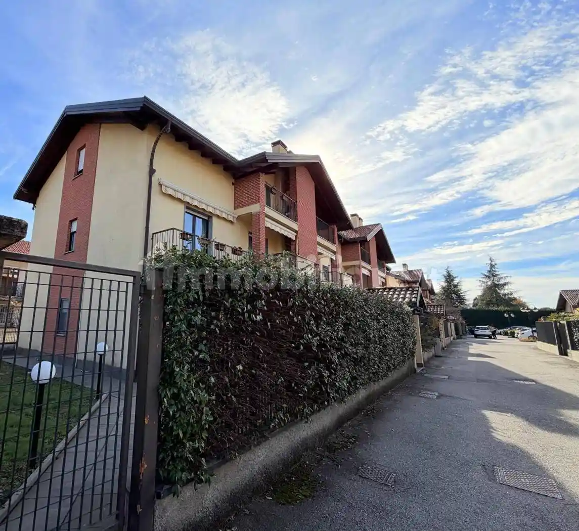 Appartamento in vendita a Lonate Pozzolo