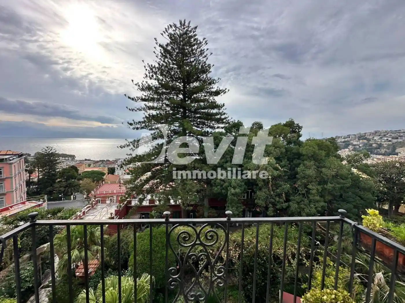 Appartamento via del Parco Grifeo, Piazza Amedeo - Parco Margherita, Napoli - foto 2