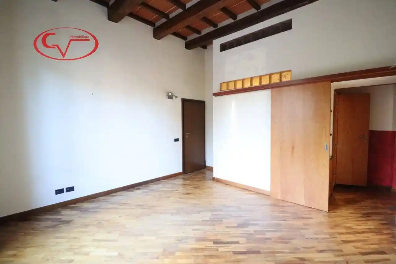 Appartamento in vendita a Montevarchi