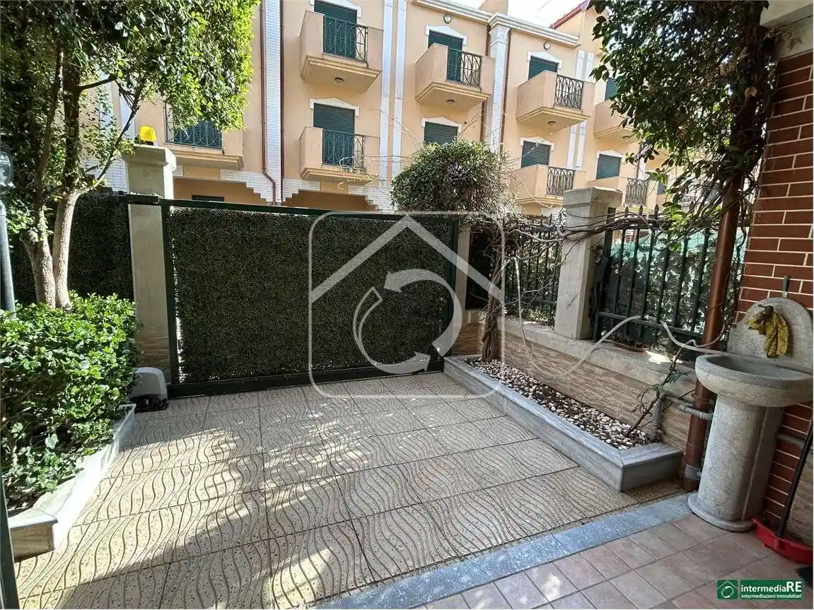 Villa a schiera 4 locali, ottimo stato, Modena - San Giorgio Extra, Reggio Calabria - foto 3