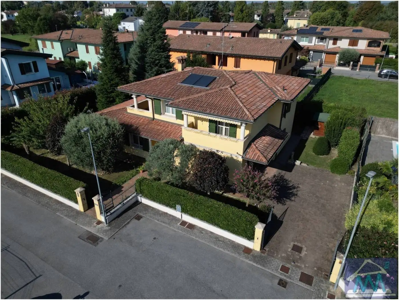 Villa in vendita a Rolo