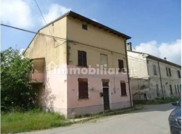 Rustico - Casale in asta a Galliavola