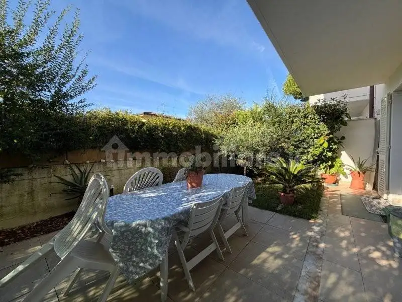 Villetta a schiera in vendita a Massa