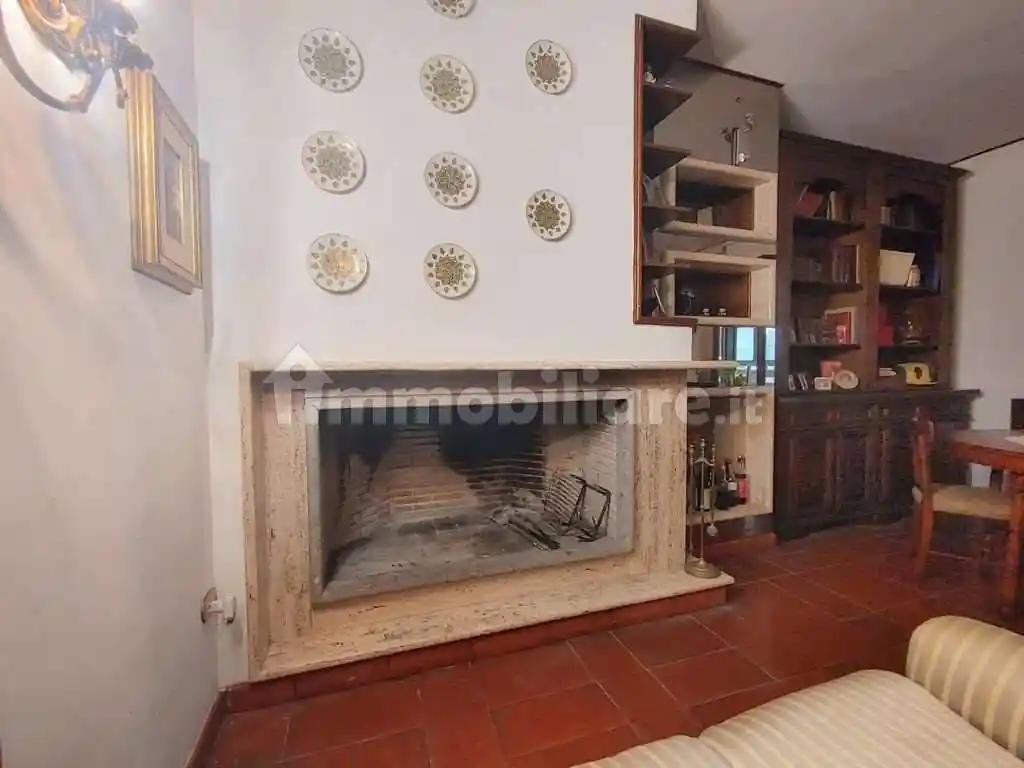Villa unifamiliare, buono stato, 160 m², Centro Storico, Terni - foto 3