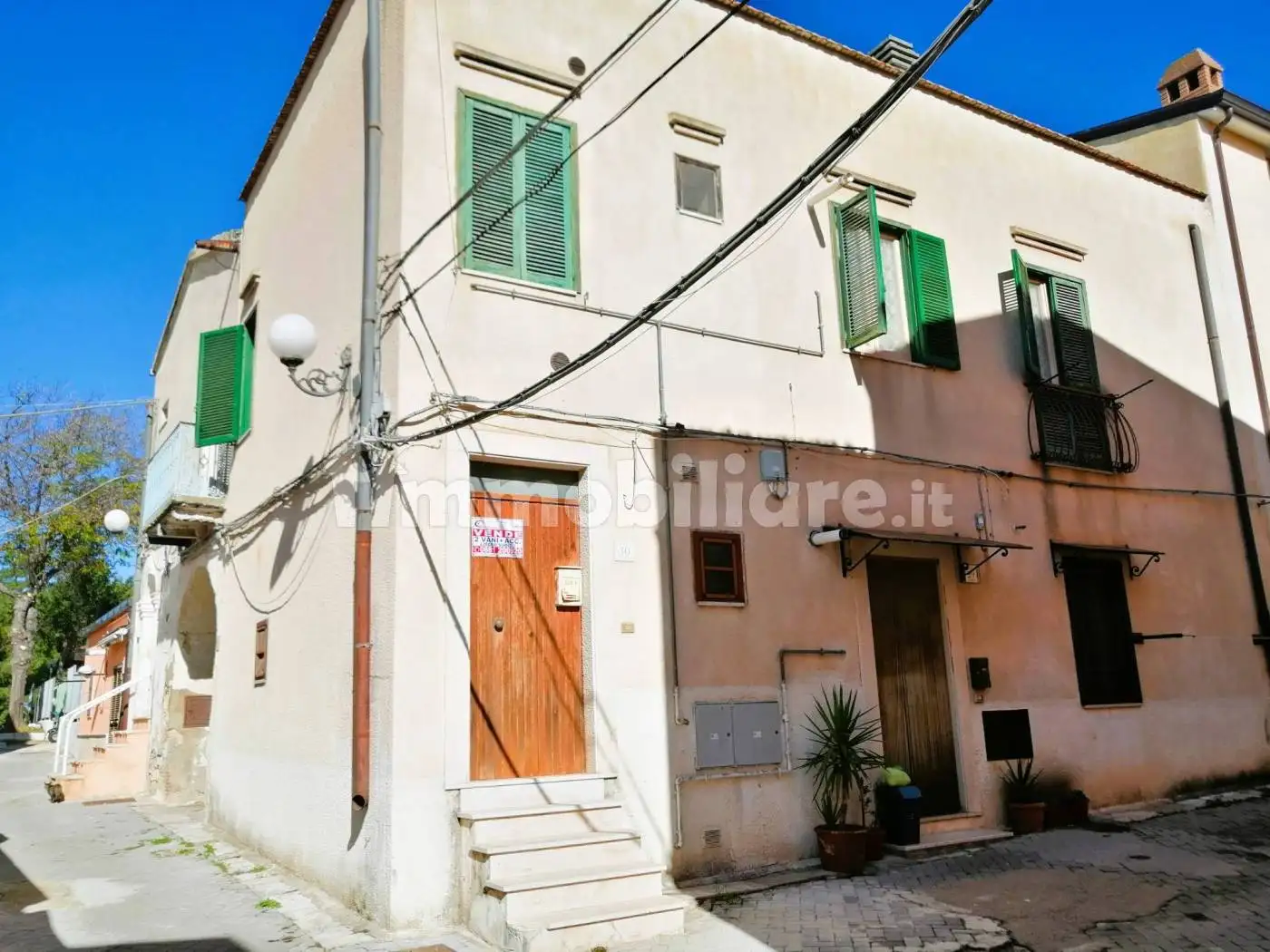 Appartamento in vendita a Castelluccio dei Sauri