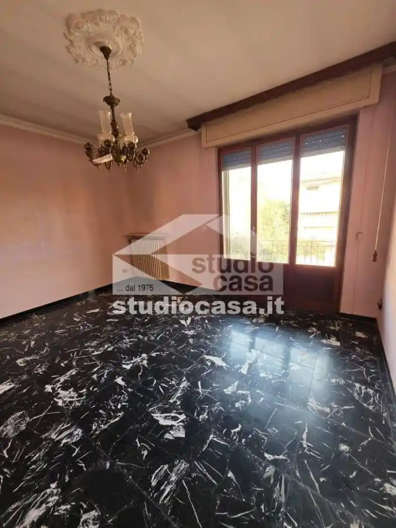 Trilocale da ristrutturare, su più livelli, Sant'Ambrogio, Cremona - foto 3