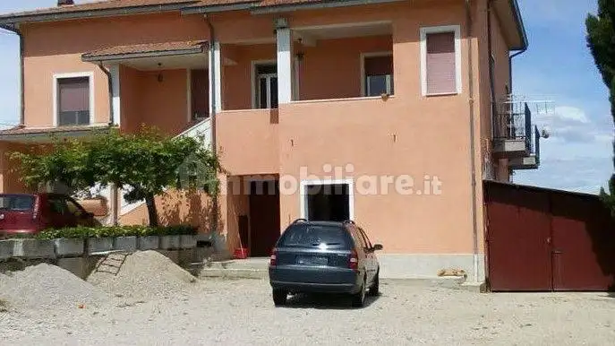 Rustico - Casale in vendita a Mosciano Sant'Angelo