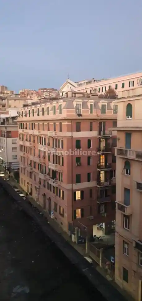Appartamento in vendita a Genova