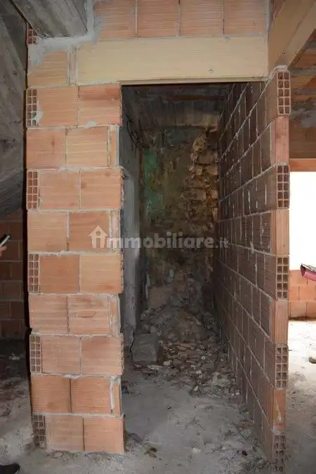 Appartamento in asta a Casalbuono