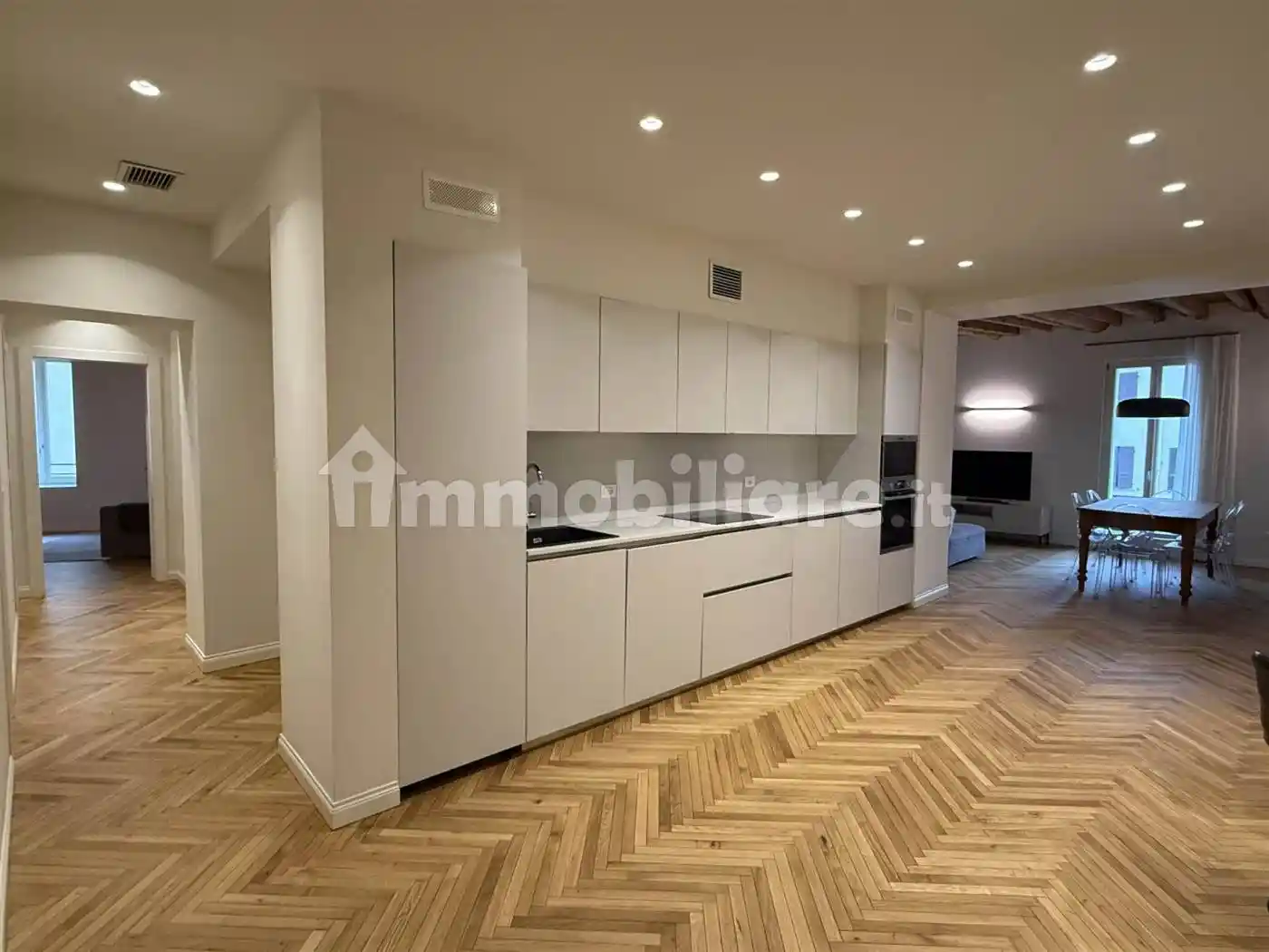 Appartamento in vendita a Desenzano del Garda