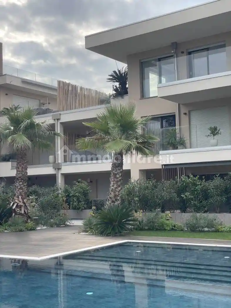 Appartamento in vendita a Desenzano del Garda