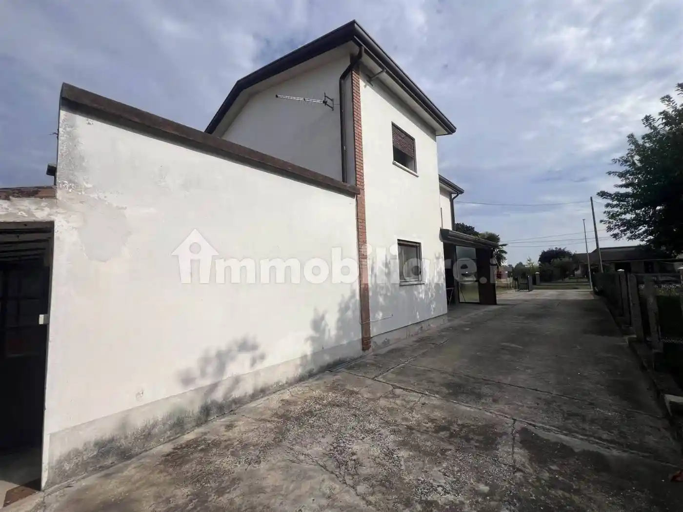 Terratetto unifamiliare 152 m², buono stato, Arre - foto 3