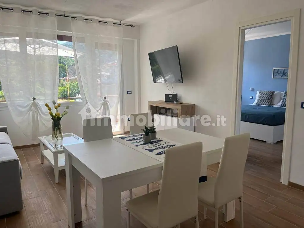 Appartamento in affitto a Ameglia