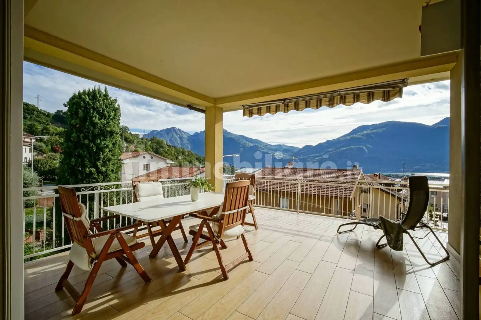 Casa indipendente in vendita a Mandello del Lario