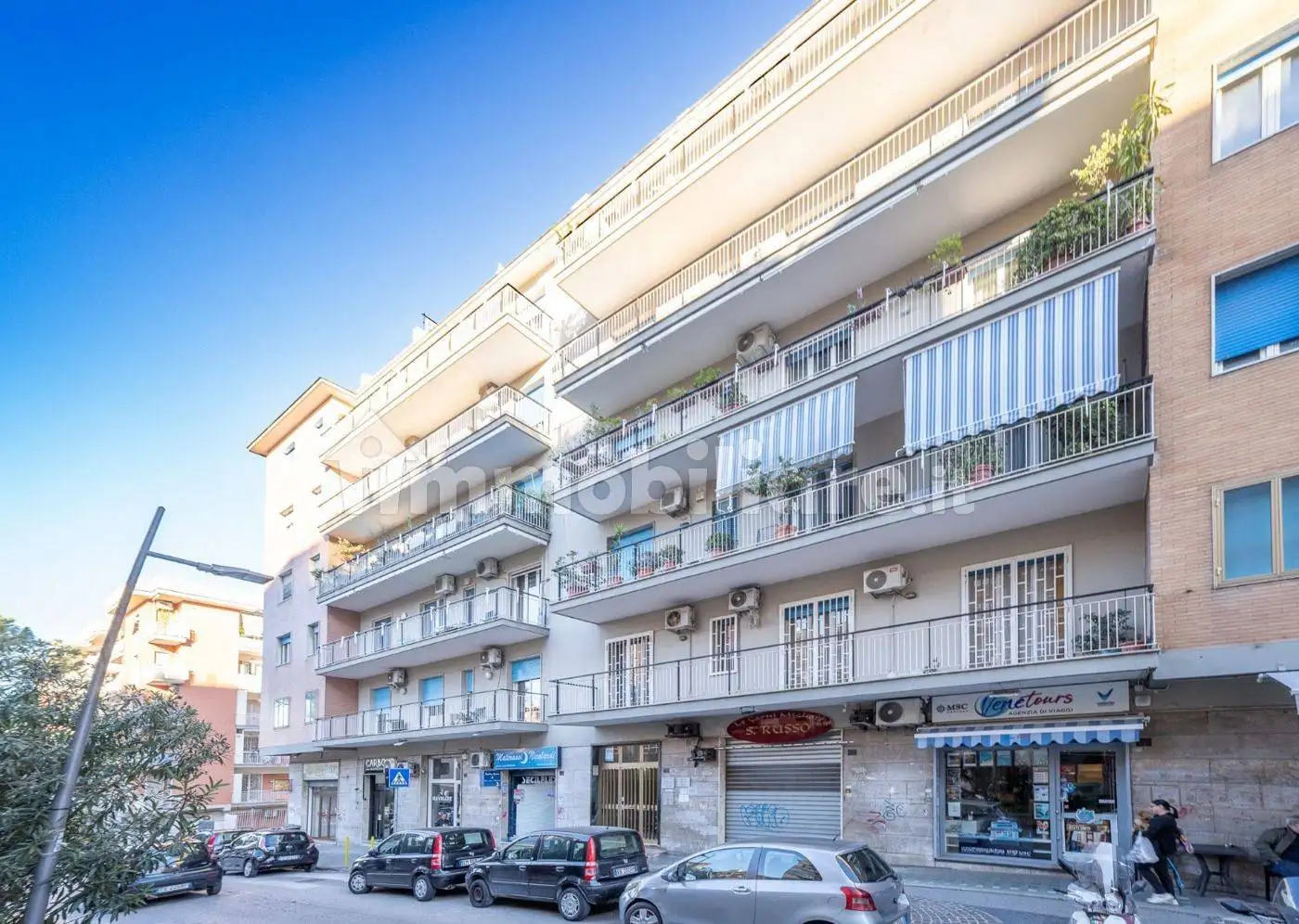 Appartamento in vendita a Napoli