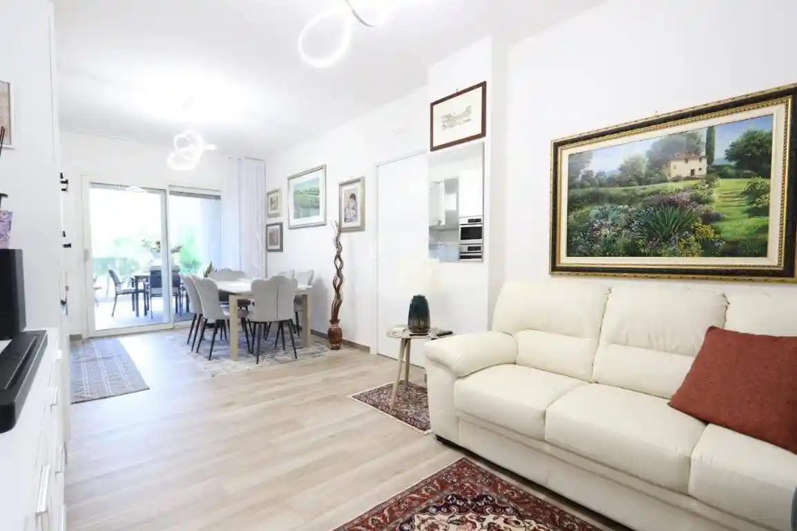 Trilocale via Emilia 2, Lungomare Marconi, Alba Adriatica - foto 2