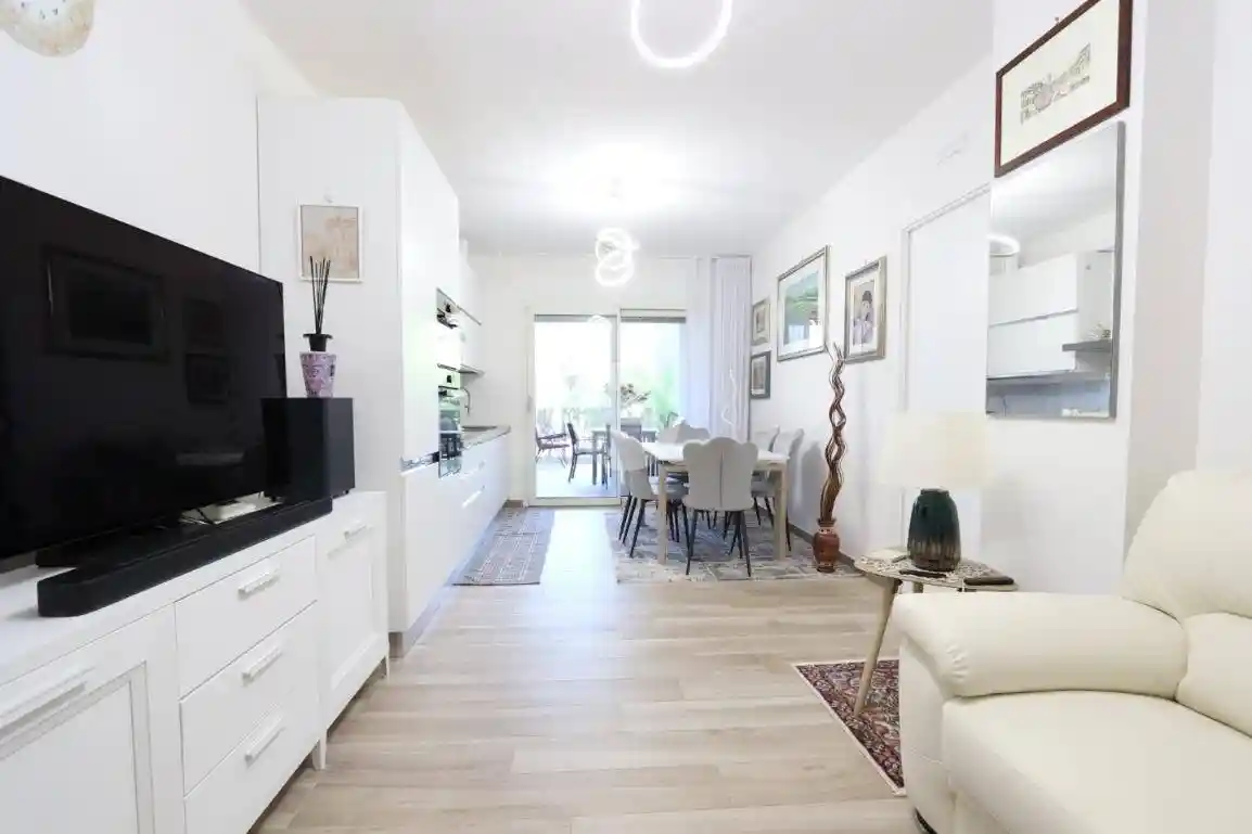 Trilocale via Emilia 2, Lungomare Marconi, Alba Adriatica - foto 4