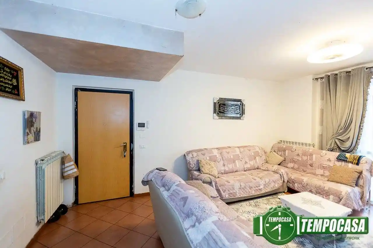 Trilocale via 4 Novembre, Centro, Borghetto Lodigiano - foto 5