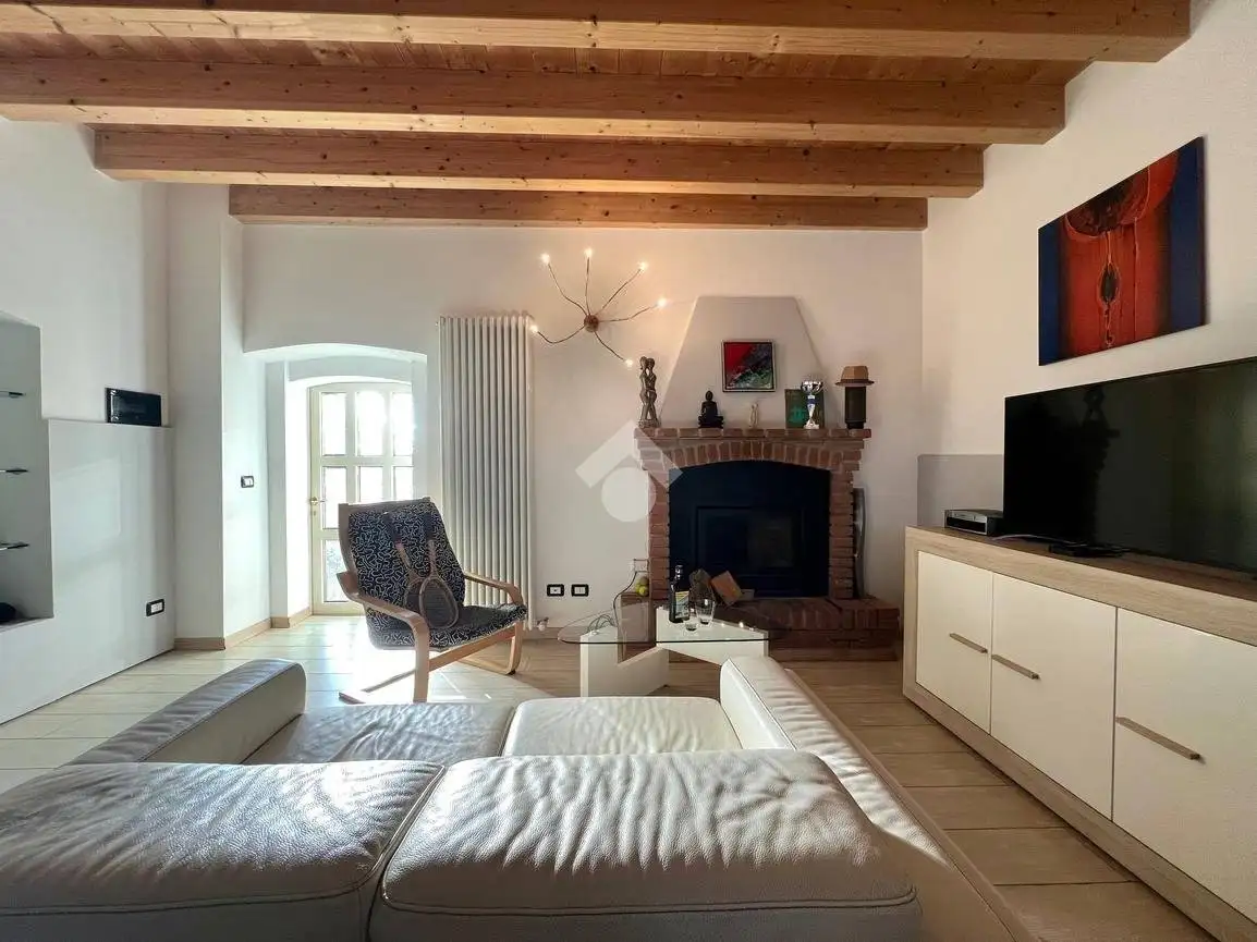 Appartamento in vendita a Presezzo