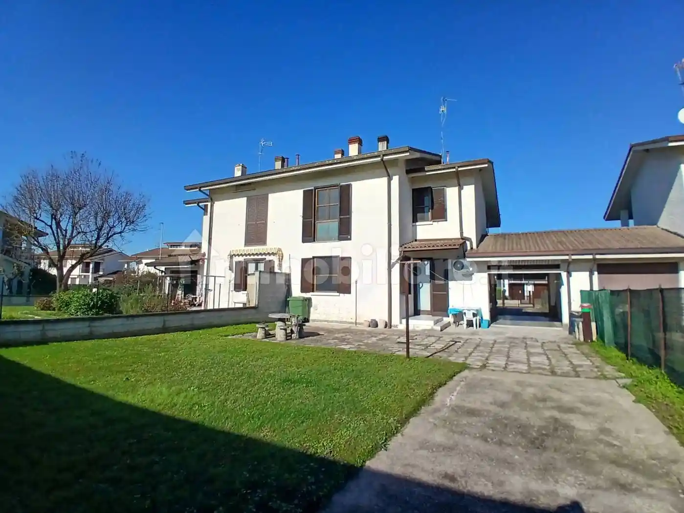 Villa in vendita a Mortara