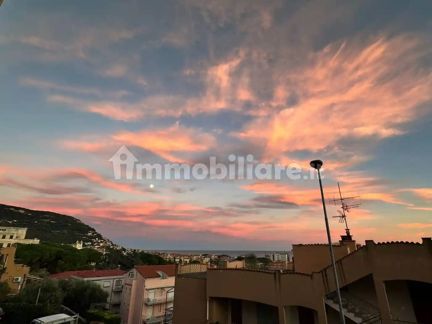Appartamento in vendita a Pietra Ligure