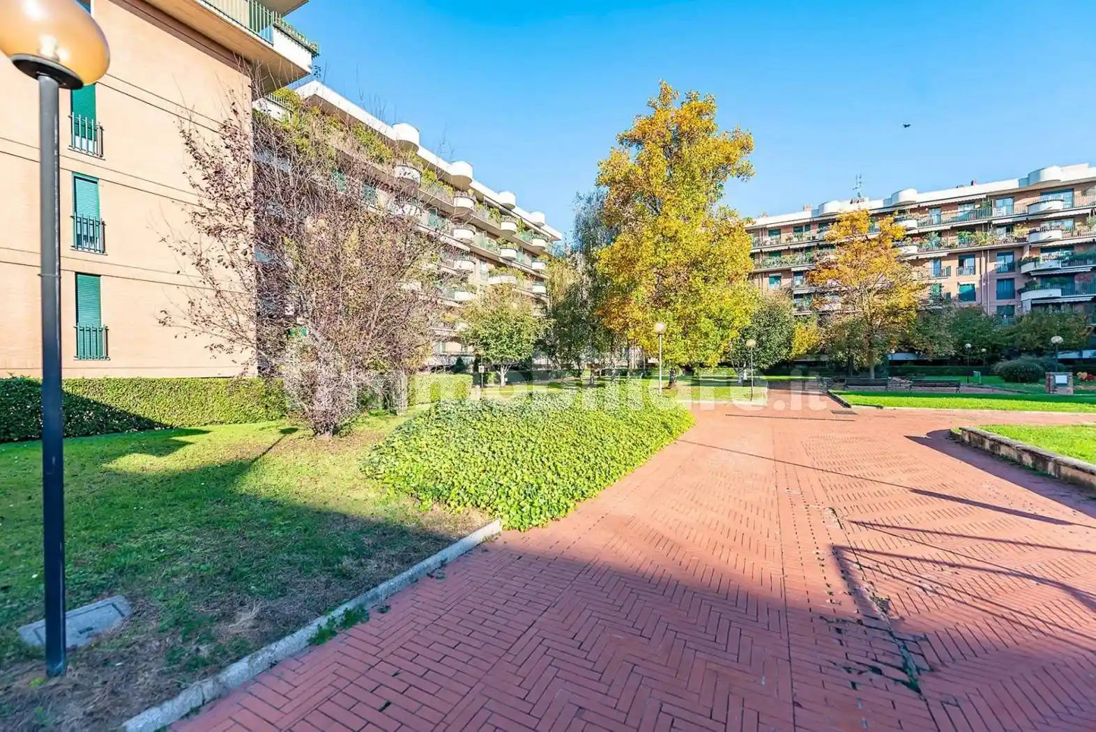 Appartamento in vendita a Lainate