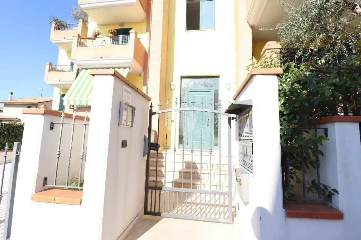 Trilocale traversa Sechini 20, Centro, Giulianova - foto 3