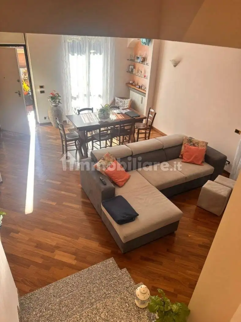 Villa bifamiliare via Virgilio Poeta 13, Centro, Brivio - foto 2