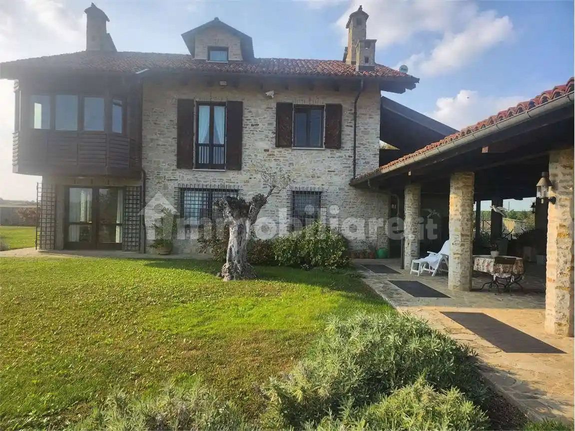 Villa in vendita a Fossano