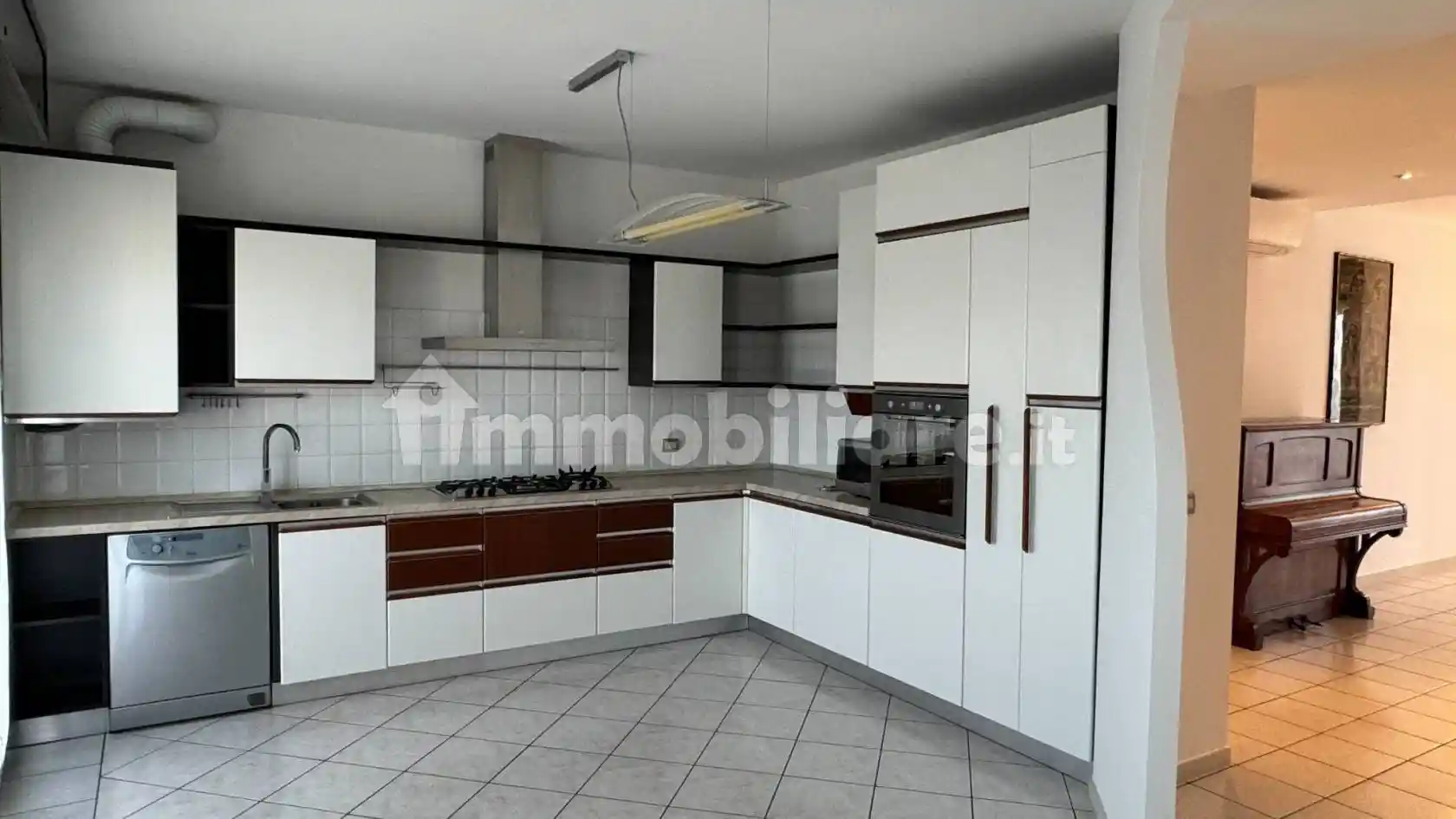 Trilocale via Arturo Penitenti, Farnesiana, Piacenza - foto 4