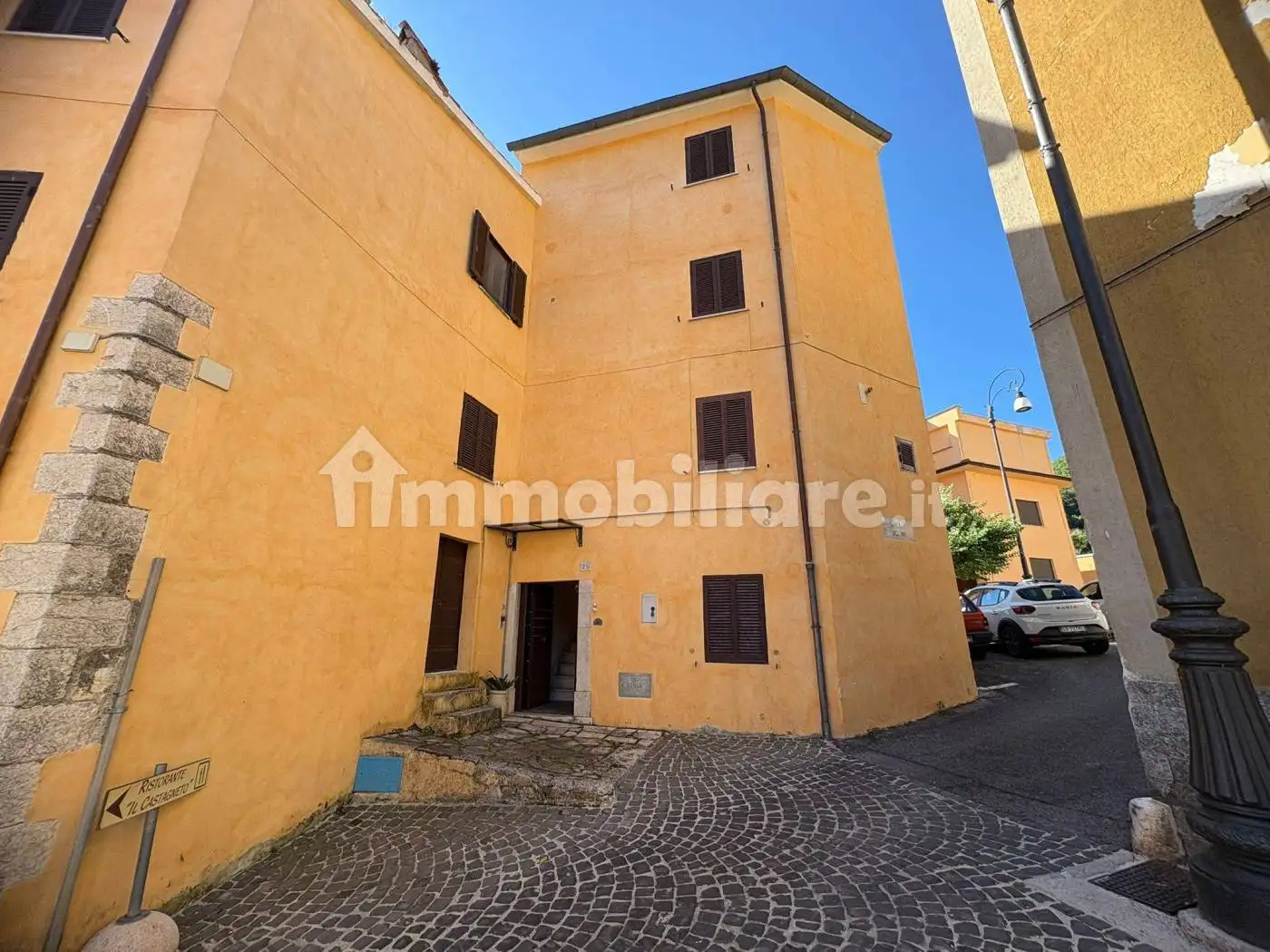 Appartamento in vendita a Roccagiovine