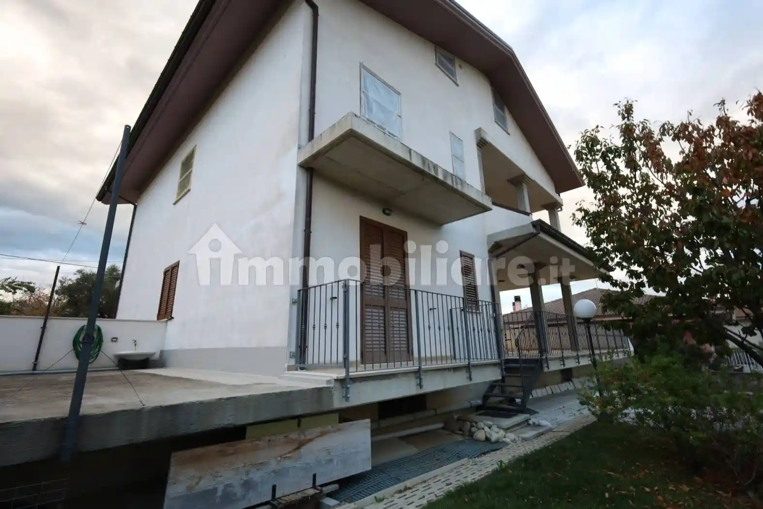 Villa in vendita a Morro d'Oro