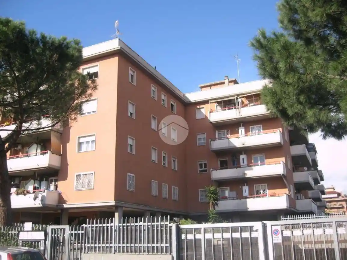 Trilocale via Degli Orafi 60, Giardinetti, Roma - foto 5