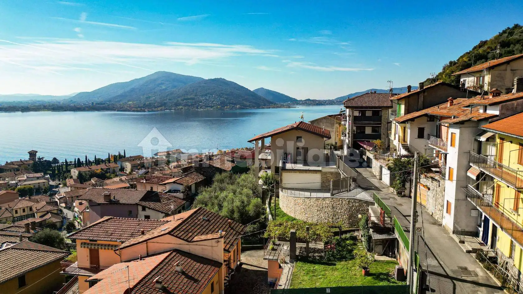 Casa indipendente in vendita a Predore