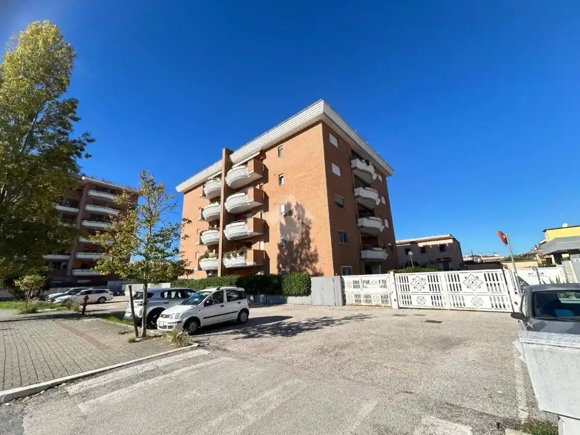 Appartamento in vendita a Aprilia