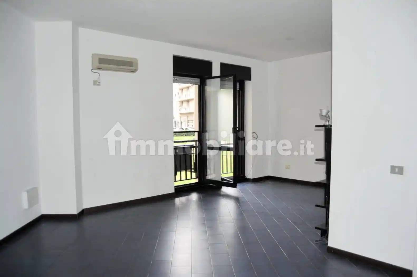 Monolocale piazza Salento, Villanova, Cagliari - foto 5