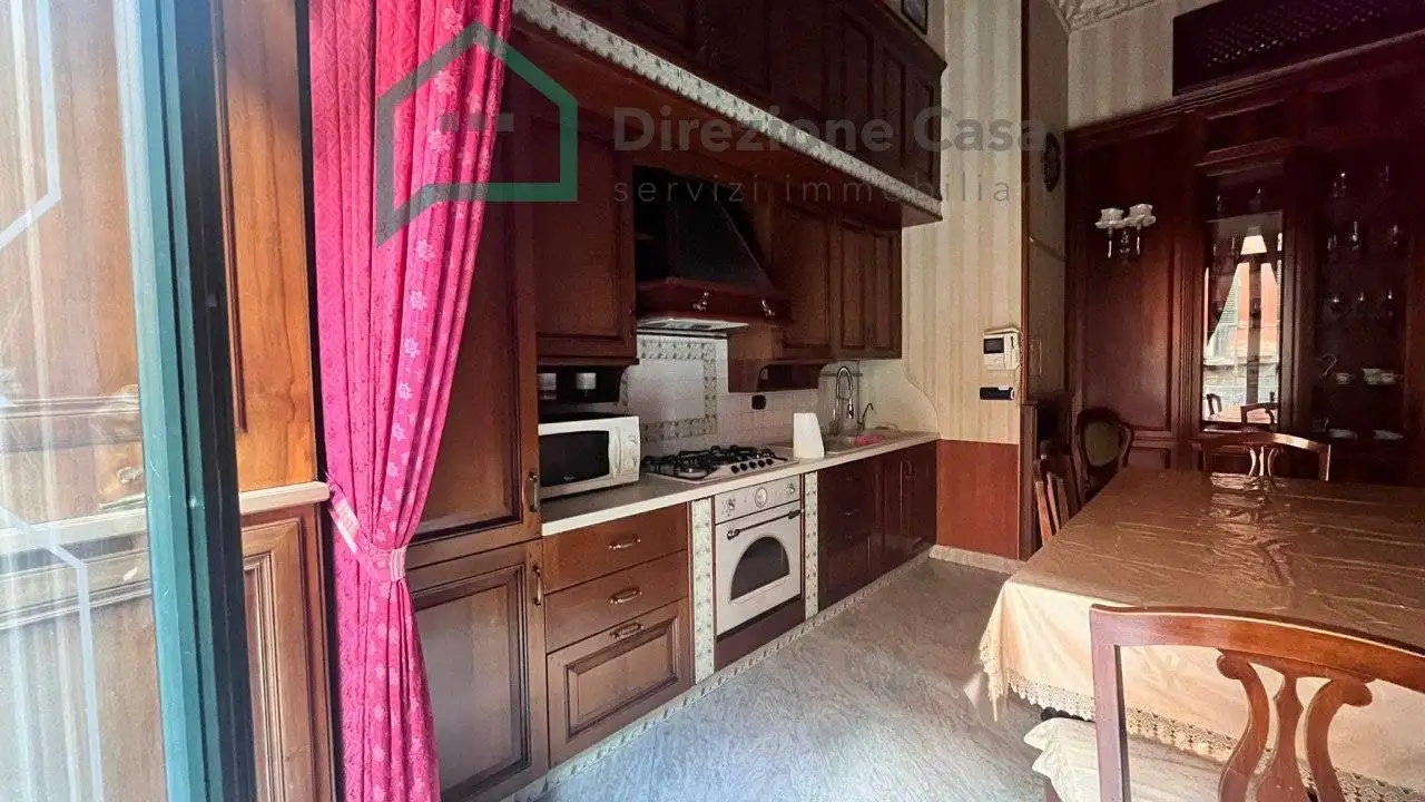 Appartamento in affitto a Napoli