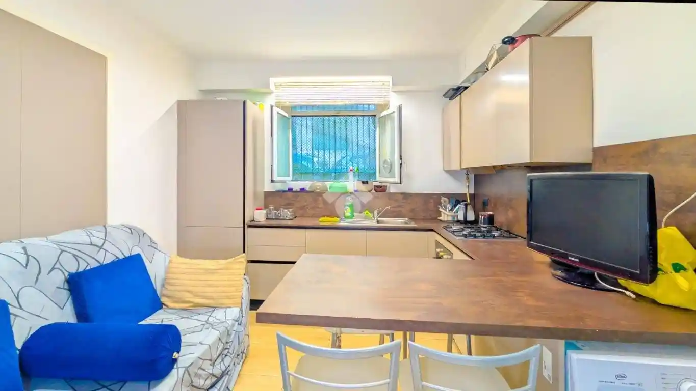 Trilocale via Privata Labeone 7, Argonne - Corsica, Milano - foto 3