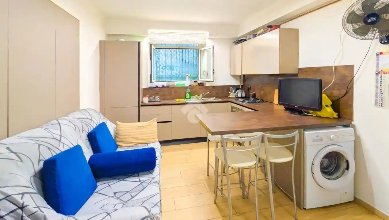 Trilocale via Privata Labeone 7, Argonne - Corsica, Milano - foto 5