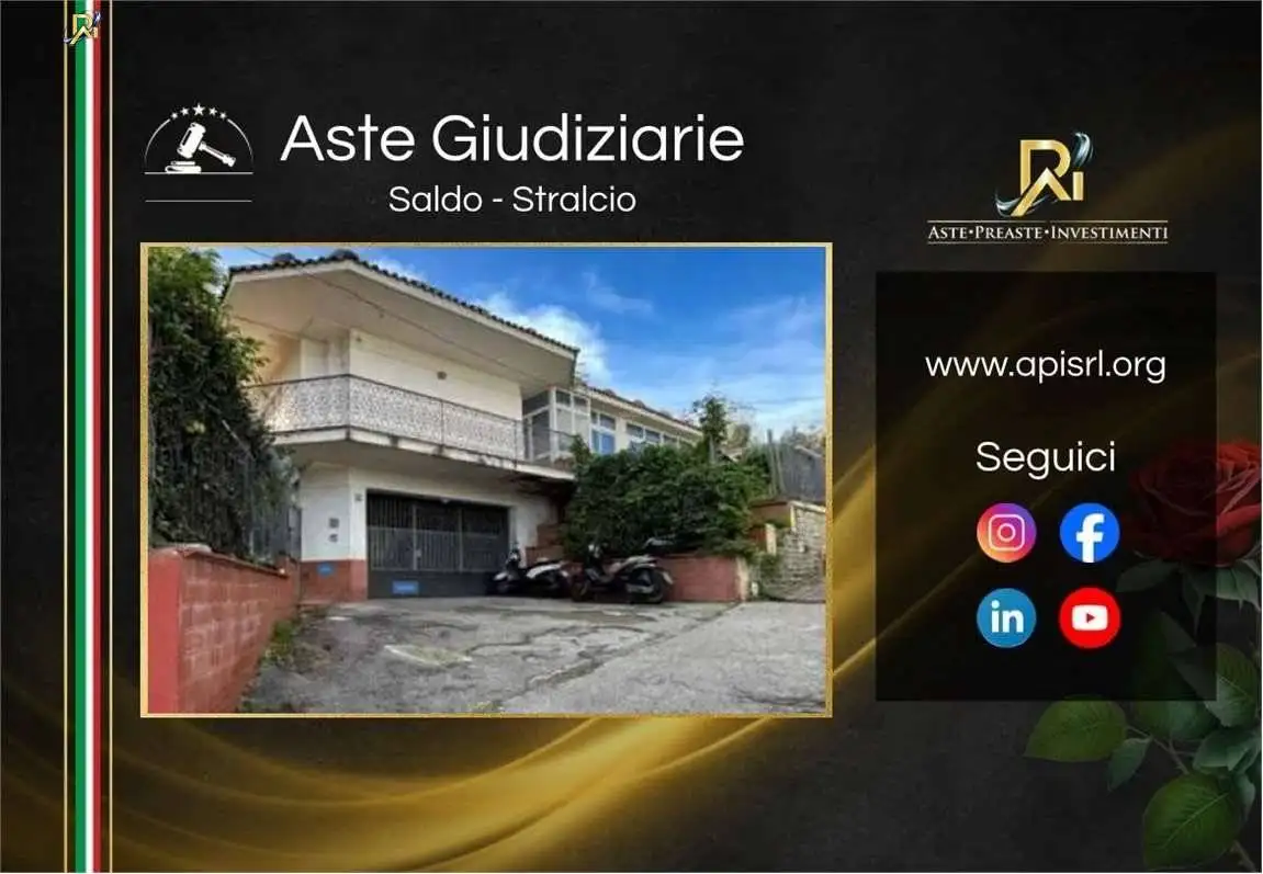 Villa in vendita a Napoli