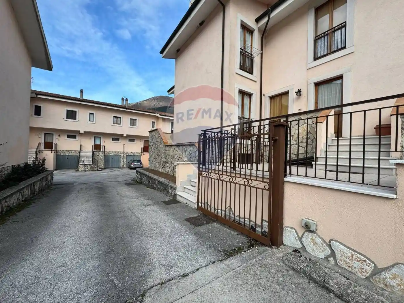 Trilocale via del Lago snc, Villetta Barrea - foto 2