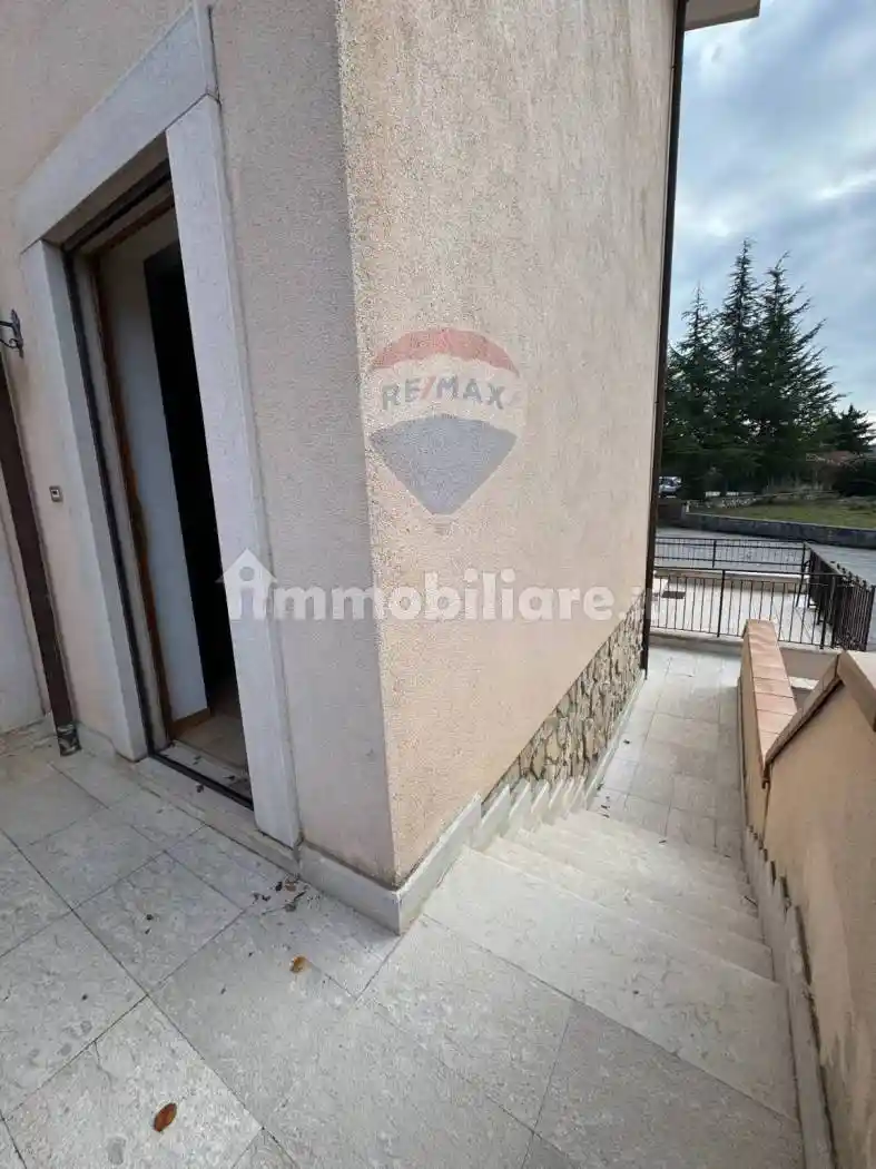 Trilocale via del Lago snc, Villetta Barrea - foto 5