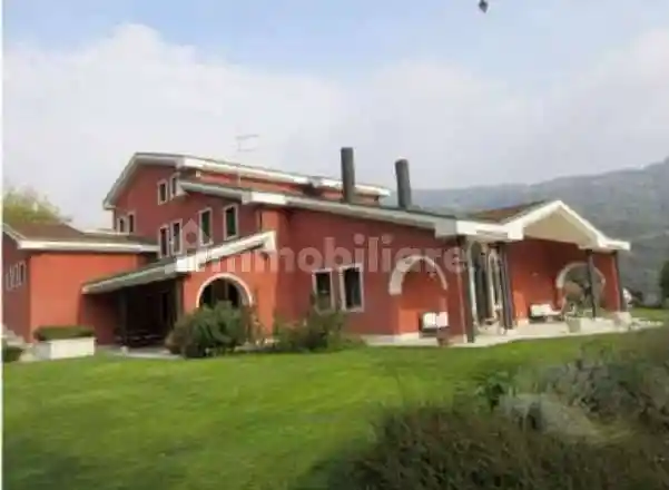 Villa in vendita a Chiampo