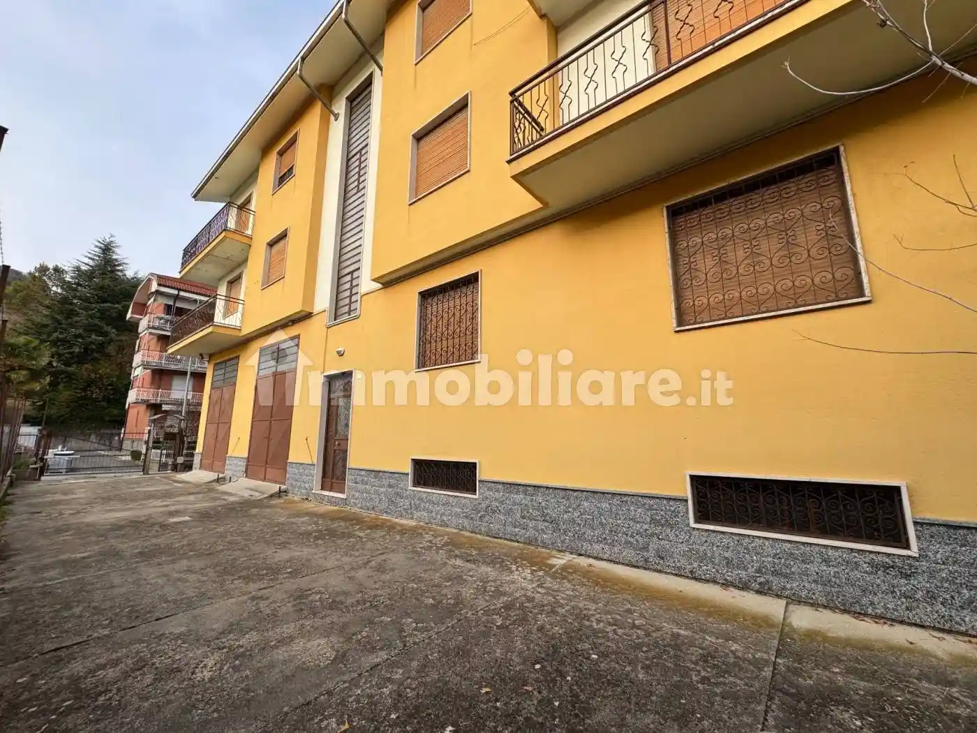 Palazzo - Edificio in Vendita - foto 2