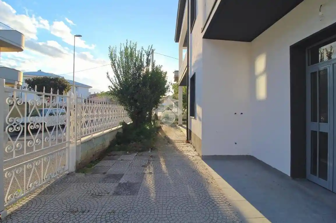 Bilocale via Bologna 24, Centro, Giulianova - foto 2