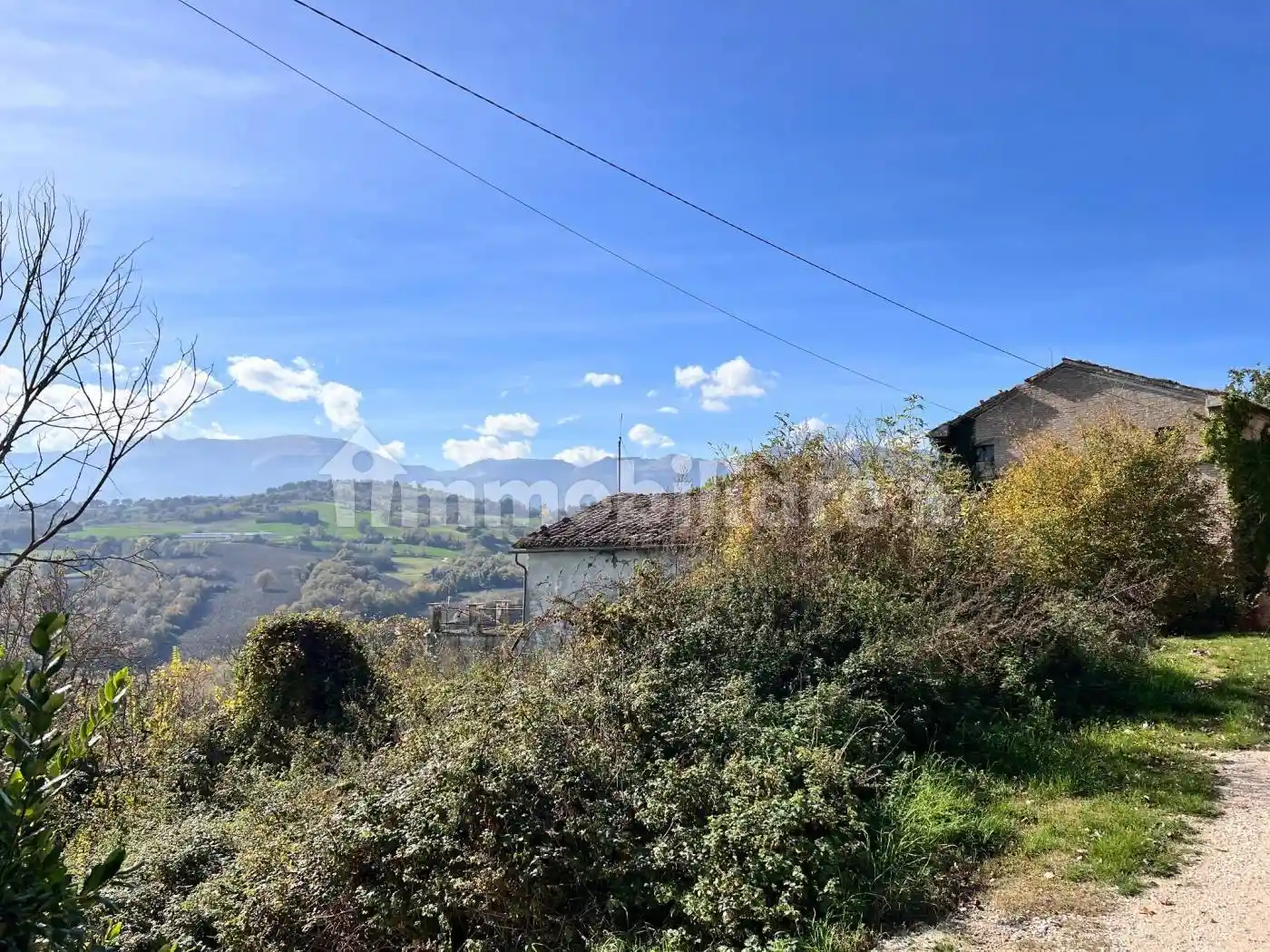 Rustico - Casale in vendita a Gualdo