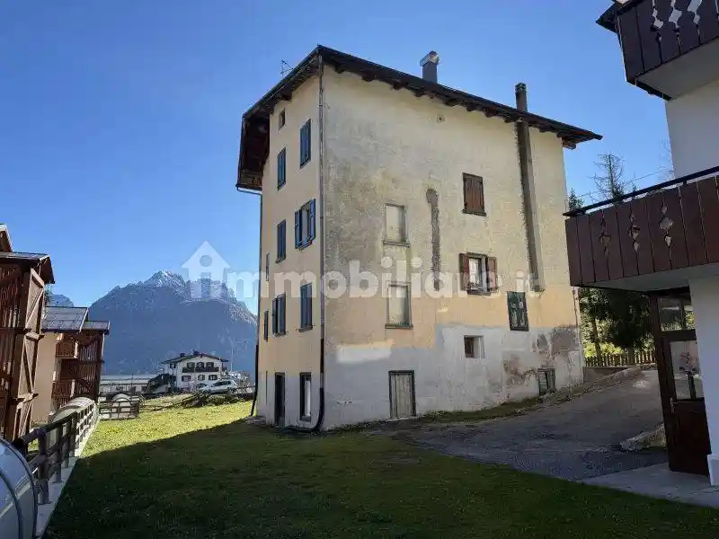 Terratetto unifamiliare 360 m², da ristrutturare, Danta di Cadore - foto 3