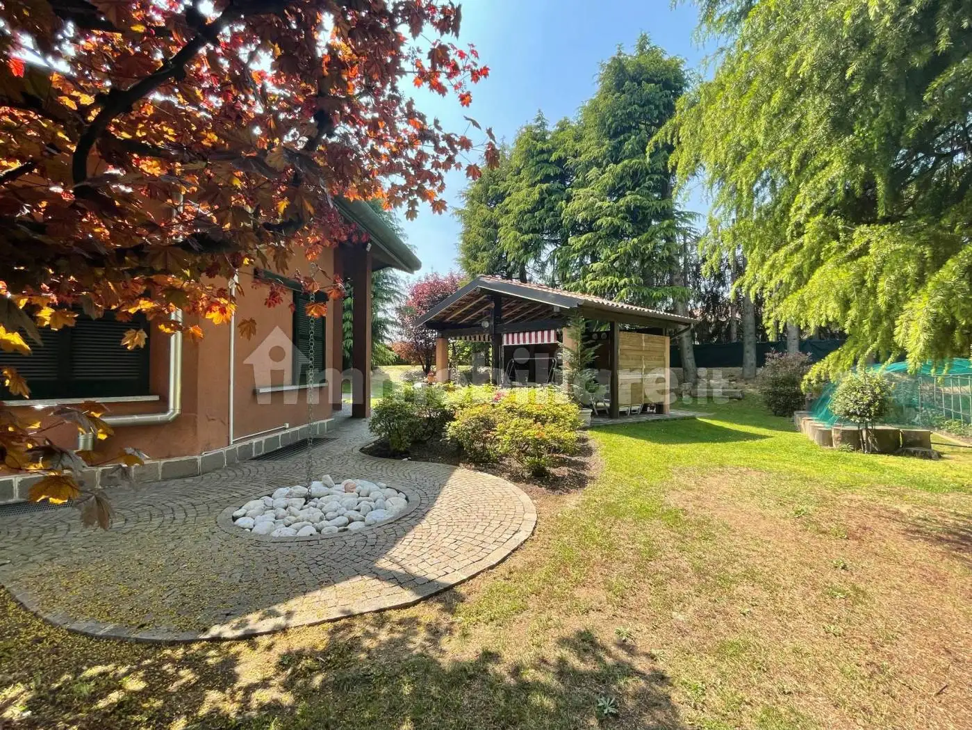Villa unifamiliare via Porro Lambertenghi, Centro, Cassina Rizzardi - foto 3