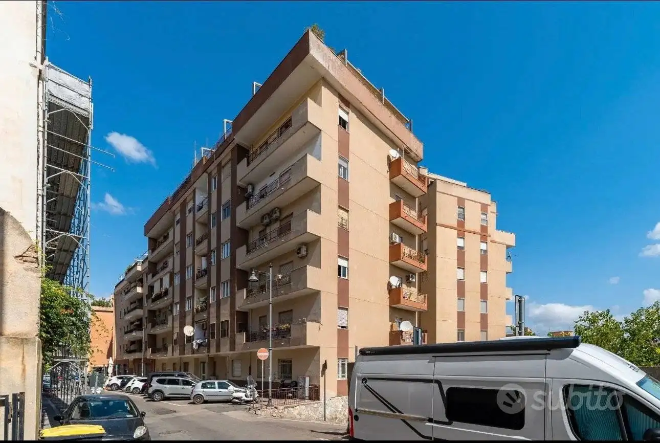 Appartamento in vendita a Cagliari