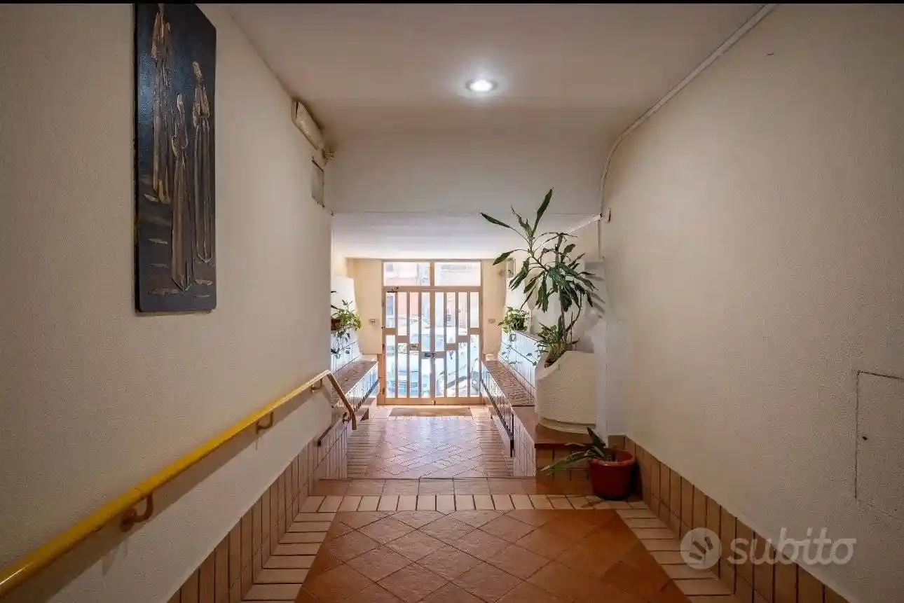 Trilocale via San Giovanni 402, Villanova, Cagliari - foto 2